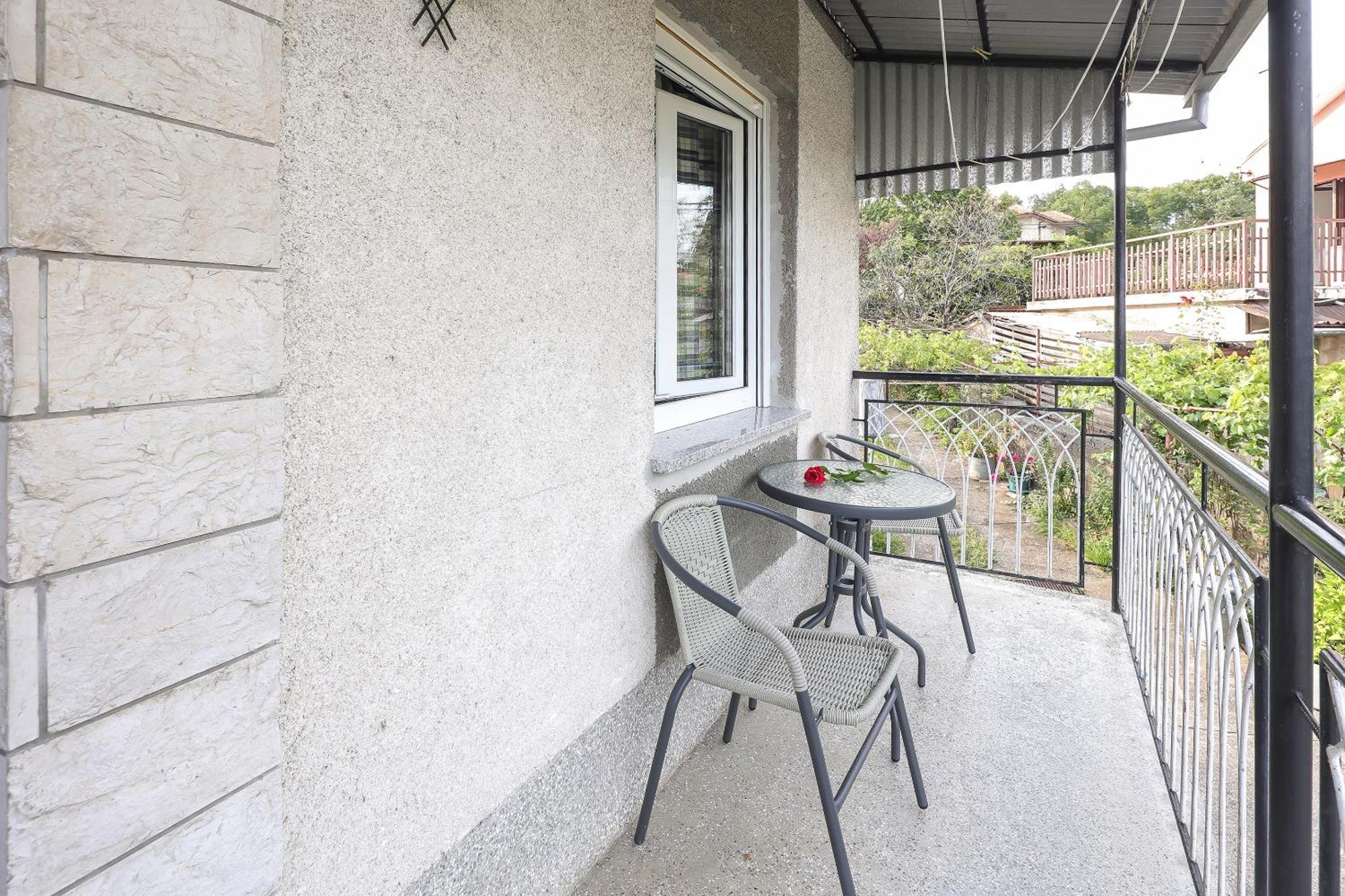 Anna Apartment *